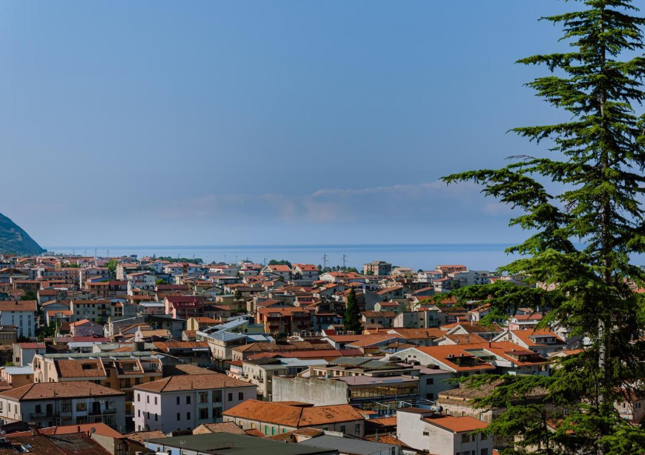 Bed and Breakfast Dimora Cavour Амантея Экстерьер фото
